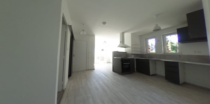 Image 1 sur 9 - Maison/villa  ·  Location · Seyssins (38180) · 2 pièces · 42m²