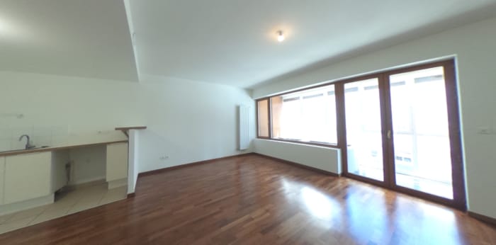 Image 4 sur 9 - Appartement  ·  Location · Grenoble (38000) · 3 pièces · 75m²