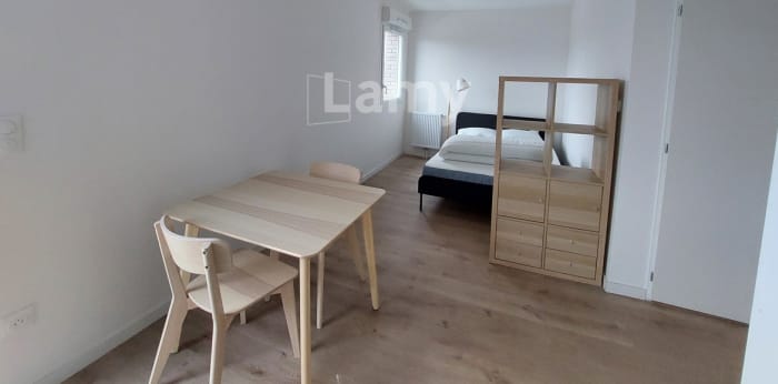 Image 2 sur 4 - Appartement  ·  Location · Tourcoing (59200) · 1 pièce · 35m²