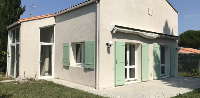 Image 1 sur 24 - Maison/villa  ·  Location · St Palais Sur Mer (17420) · 5 pièces · 90m²