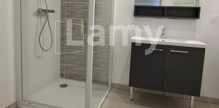 Image 10 sur 14 - Appartement  ·  Location · Talence (33400) · 5 pièces · 107m²