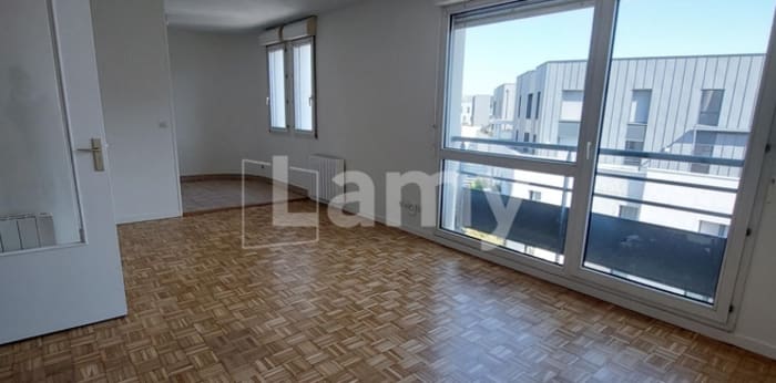 Image 2 sur 6 - Appartement  ·  Location · Lyon (69008) · 1 pièce · 34m²