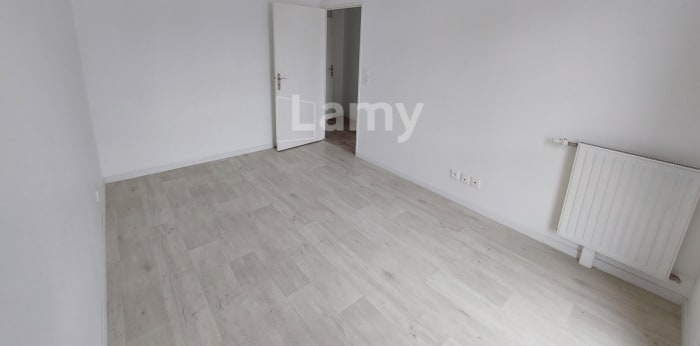 Image 6 sur 14 - Appartement  ·  Location · Montlhery (91310) · 4 pièces · 74m²