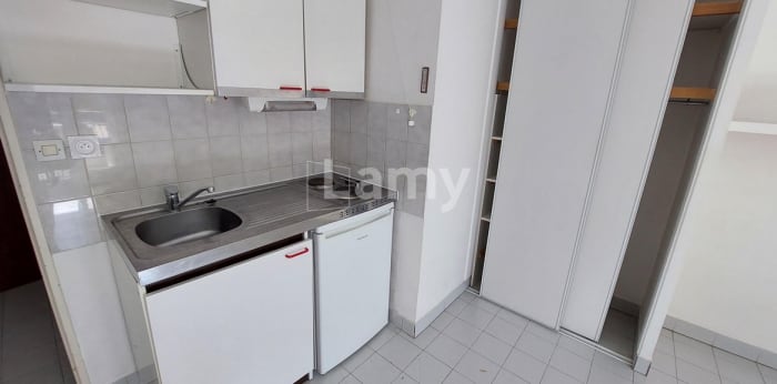 Image 5 sur 9 - Appartement  ·  Location · Gieres (38610) · 1 pièce · 19m²