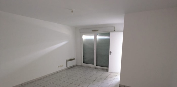 Image 2 sur 5 - Appartement  ·  Location · Merignac (33700) · 2 pièces · 50m²