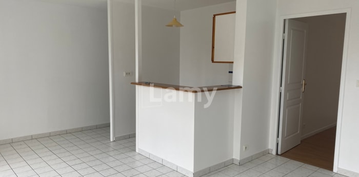Image 9 sur 10 - Appartement  ·  Location · Margny Les Compiegne (60280) · 2 pièces · 43m²