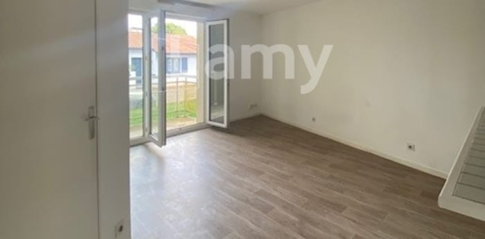 Image 2 sur 11 - Appartement  ·  Location · Talence (33400) · 2 pièces · 40m²