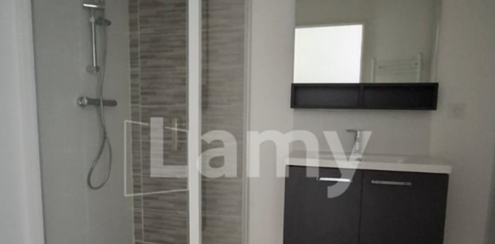 Image 9 sur 13 - Appartement  ·  Location · Talence (33400) · 5 pièces · 107m²