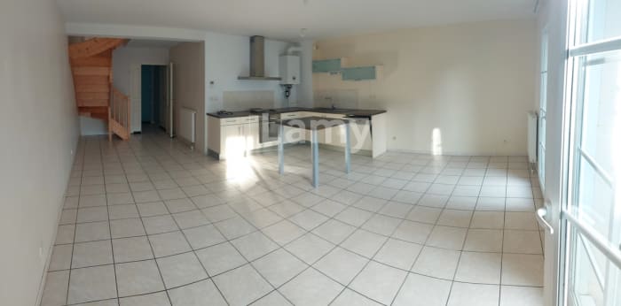 Image 1 sur 13 - Maison/villa  ·  Location · Nancy (54000) · 4 pièces · 93m²