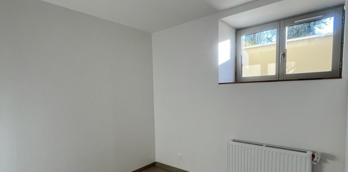 Image 8 sur 8 - Appartement  ·  Location · Albigny Sur Saone (69250) · 5 pièces · 118m²