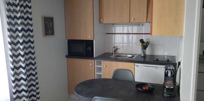 Image 1 sur 4 - Appartement  ·  Location · La Rochelle (17000) · 1 pièce · 20m²