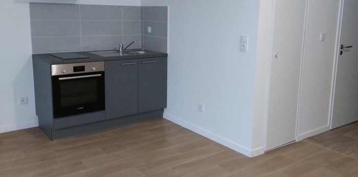 Image 4 sur 8 - Appartement  ·  Location · Epernon (28230) · 1 pièce · 31m²