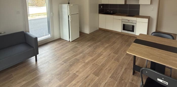 Image 1 sur 7 - Appartement  ·  Location · Poitiers (86000) · 2 pièces · 43m²