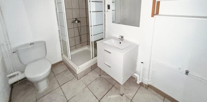 Image 13 sur 14 - Appartement  ·  Location · Aix En Provence (13100) · 1 pièce · 35m²