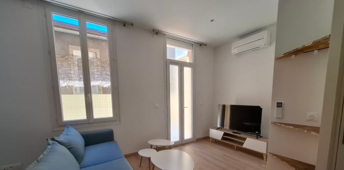 Image 1 sur 12 - Appartement  ·  Location · Marseille (13006) · 3 pièces · 56m²