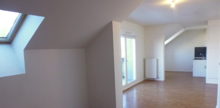 Image 2 sur 10 - Appartement  ·  Location · Moissy Cramayel (77550) · 1 pièce · 34m²