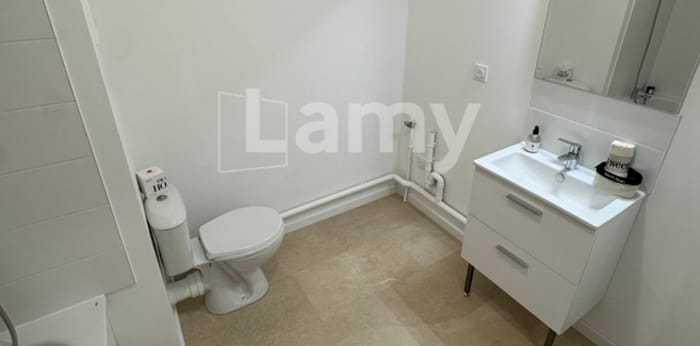 Image 8 sur 9 - Appartement  ·  Location · Lens (62300) · 2 pièces · 48m²