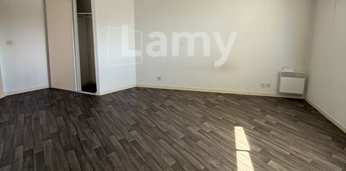 Image 4 sur 5 - Appartement  ·  Location · Merignac (33700) · 2 pièces · 48m²