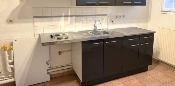 Image 4 sur 12 - Appartement  ·  Location · Salon De Provence (13300) · 2 pièces · 50m²