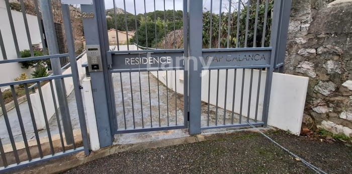 Image 9 sur 9 - Appartement  ·  Location · Marseille (13009) · 1 pièce · 19m²