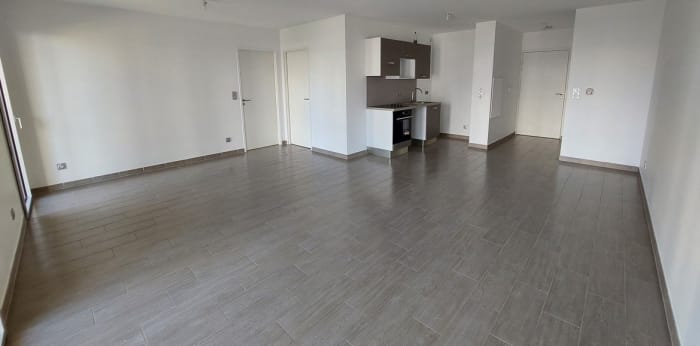 Image 7 sur 15 - Appartement  ·  Location · Marseille (13008) · 2 pièces · 56m²