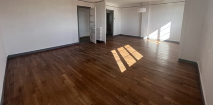 Image 2 sur 13 - Appartement  ·  Location · Dijon (21000) · 4 pièces · 82m²