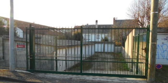 Image 1 sur 7 - Parking/box  ·  Location · Montargis (45200) · 10m²