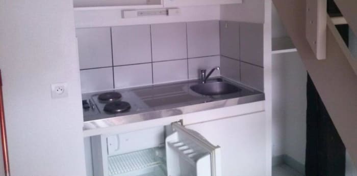 Image 3 sur 6 - Appartement  ·  Location · Chambery (73000) · 1 pièce · 17m²