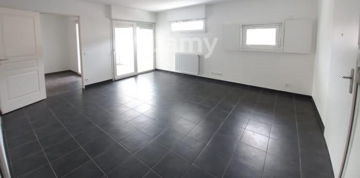 Image 1 sur 9 - Appartement  ·  Location · Aix Les Bains (73100) · 2 pièces · 46m²