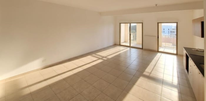 Image 2 sur 7 - Appartement  ·  Location · Bordeaux (33800) · 4 pièces · 101m²