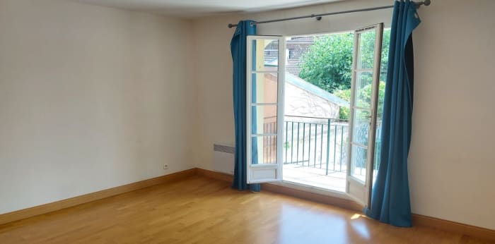 Image 1 sur 8 - Appartement  ·  Location · Poissy (78300) · 3 pièces · 63m²