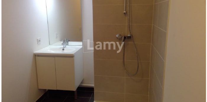 Image 6 sur 7 - Appartement  ·  Location · Champs Sur Marne (77420) · 2 pièces · 38m²
