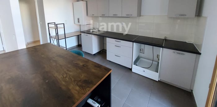 Image 2 sur 15 - Appartement  ·  Location · Lyon (69003) · 4 pièces · 94m²