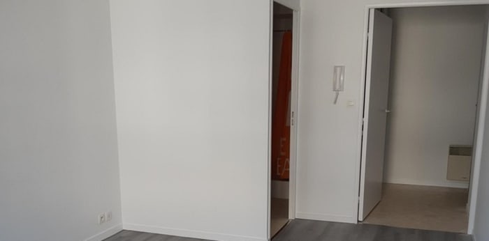 Image 2 sur 5 - Appartement  ·  Location · Tours (37000) · 1 pièce · 20m²