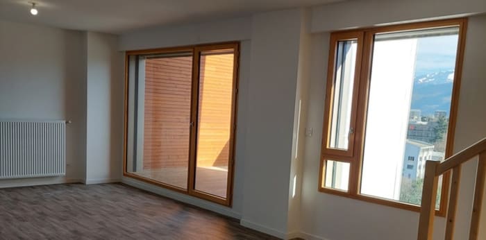 Image 6 sur 9 - Appartement  ·  Location · Grenoble (38100) · 5 pièces · 106m²