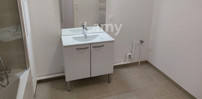 Image 6 sur 8 - Appartement  ·  Location · Mantes La Jolie (78200) · 3 pièces · 70m²