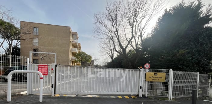 Image 10 sur 11 - Appartement  ·  Location · Marseille (13009) · 2 pièces · 41m²