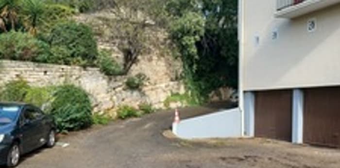 Image 4 sur 4 - Parking/box  ·  Location · Nimes (30000) · 15m²