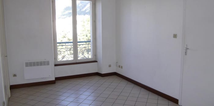 Image 4 sur 4 - Appartement  ·  Location · Grenoble (38000) · 3 pièces · 48m²