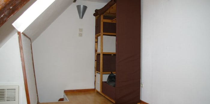 Image 4 sur 4 - Appartement  ·  Location · Besancon (25000) · 1 pièce · 12m²