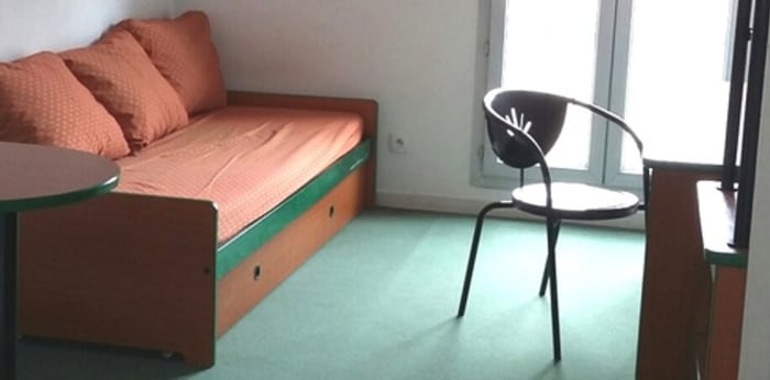 Image 1 sur 3 - Appartement  ·  Location · Lyon (69007) · 1 pièce · 17m²