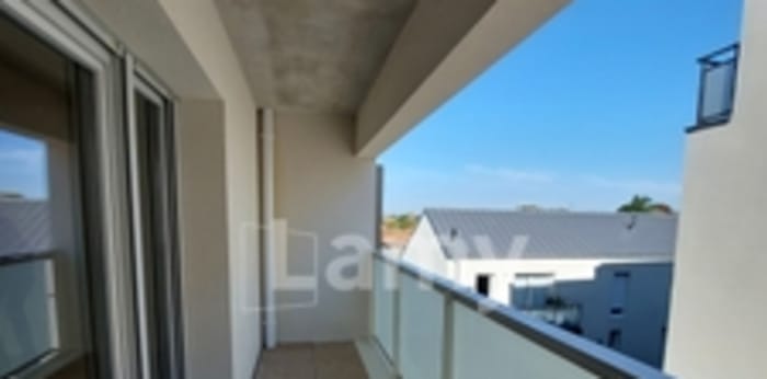 Image 1 sur 4 - Appartement  ·  Location · Nantes (44100) · 2 pièces · 40m²