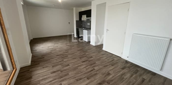 Image 2 sur 9 - Appartement  ·  Location · Grenoble (38100) · 2 pièces · 47m²