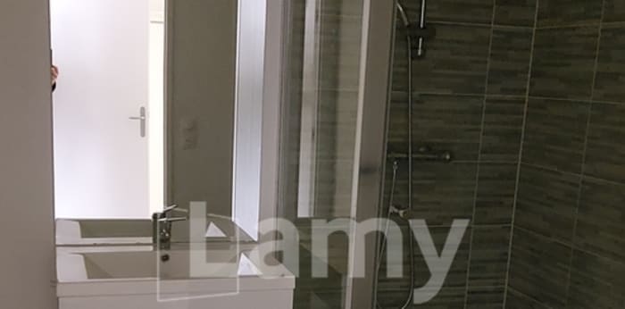 Image 4 sur 5 - Appartement  ·  Location · Mantes La Jolie (78200) · 1 pièce · 38m²