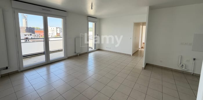 Image 1 sur 9 - Appartement  ·  Location · Rouen (76000) · 4 pièces · 75m²