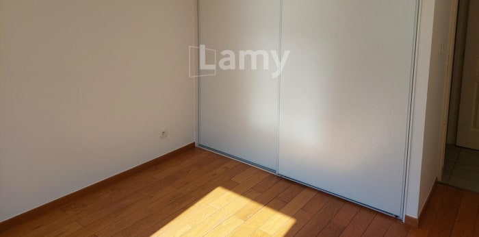Image 5 sur 6 - Appartement  ·  Location · Chalon Sur Saone (71100) · 3 pièces · 61m²