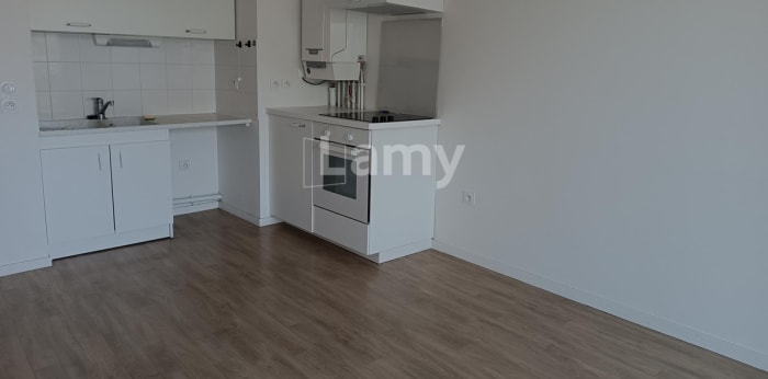 Image 2 sur 6 - Appartement  ·  Location · St Avertin (37550) · 2 pièces · 45m²