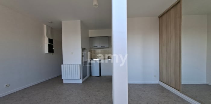 Image 8 sur 9 - Appartement  ·  Location · Reims (51100) · 1 pièce · 29m²