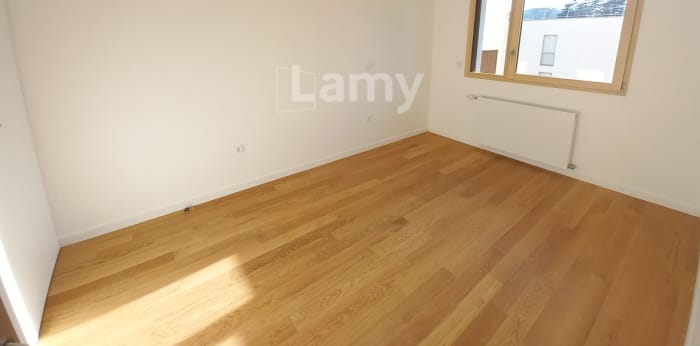 Image 3 sur 6 - Appartement  ·  Location · Chambery (73000) · 2 pièces · 58m²