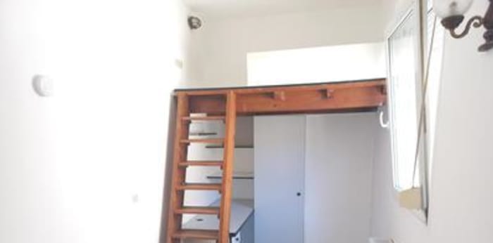 Image 1 sur 4 - Appartement  ·  Location · Reims (51100) · 1 pièce · 12m²